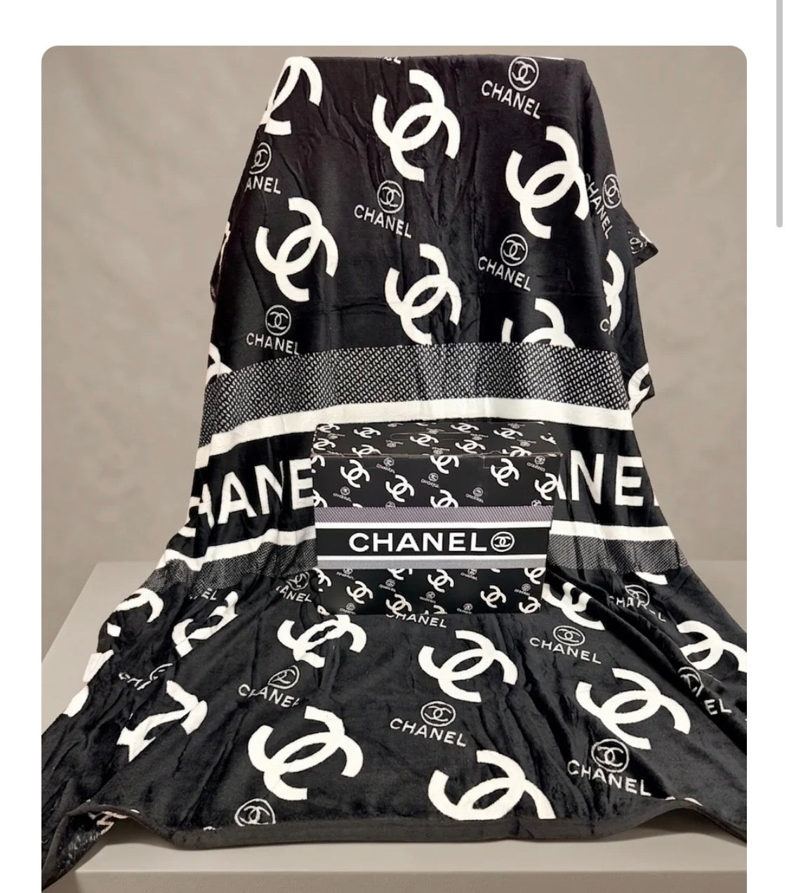 Black C Print Blanket